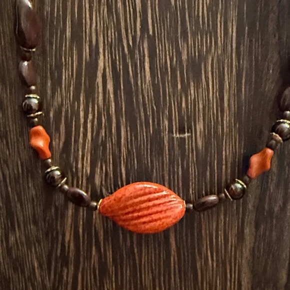 MIRIAM HASKELL Brown and Orange Beaded CHOKER - Picture 11 of 11